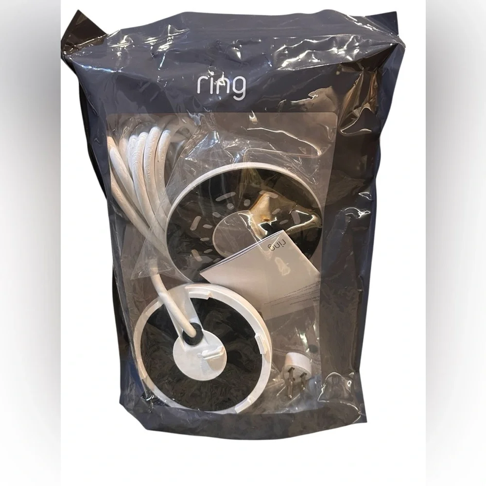 Ring Plug-In Mount for Floodlight Cam Wired Pro & Plus - New in Package